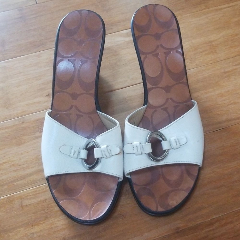 Coach size 7 white leather wedges